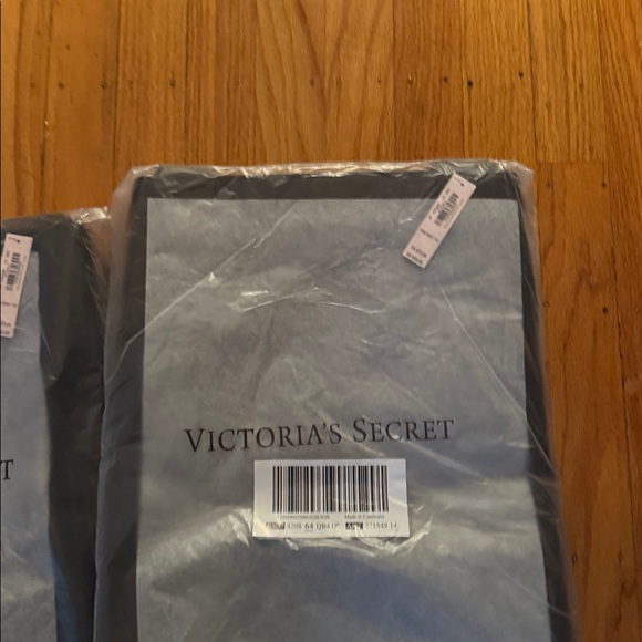 Victoria's Secret Black Fashion Show Tote Bag - Picture 7 of 7